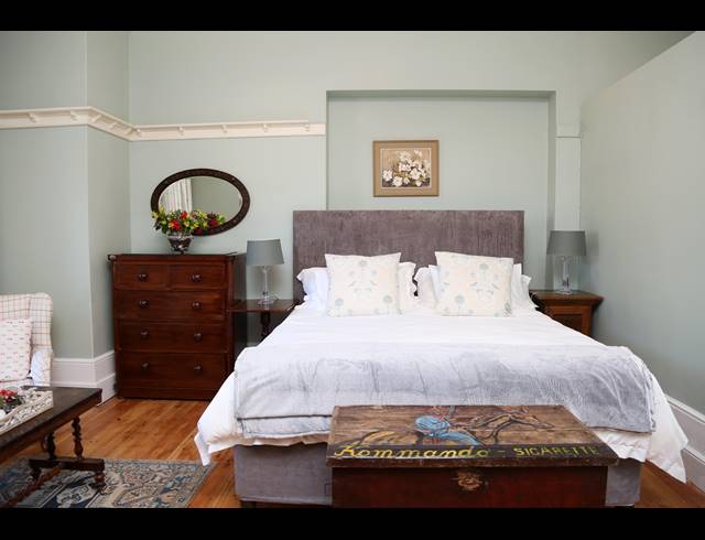 1 BEDROOM HOUSE RENTED IN RICHMOND HILL